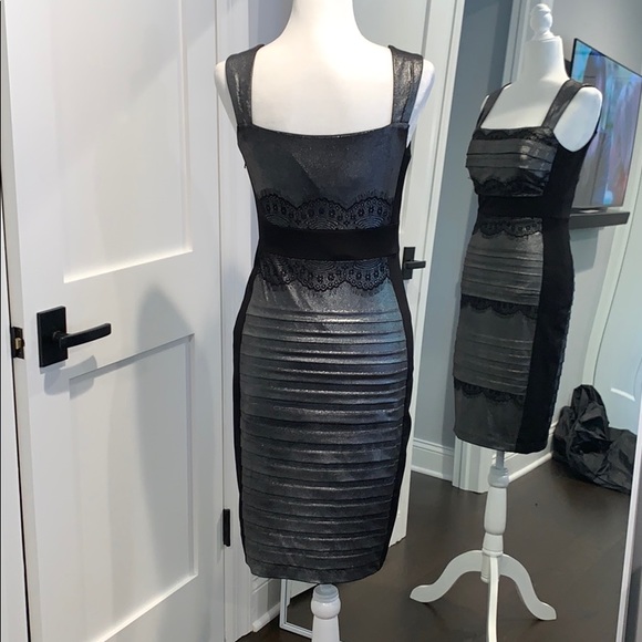 Dress - Picture 2 of 3